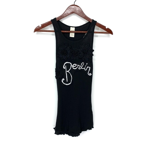 Free People Black Flower Applique Embroidered Berlin Muscle Tank Top Size XS - Picture 2 of 15